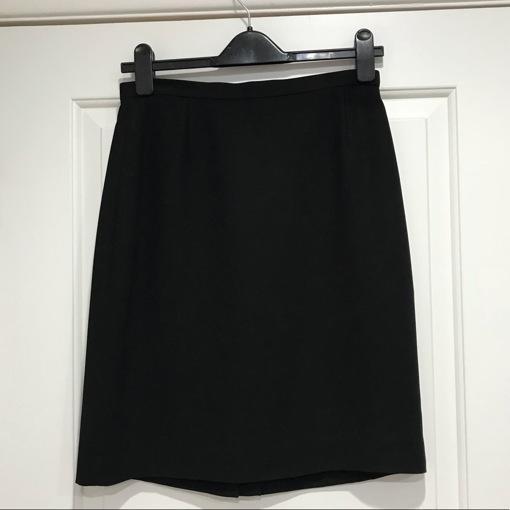 Casual Corner Black Straight Skirt Size 6